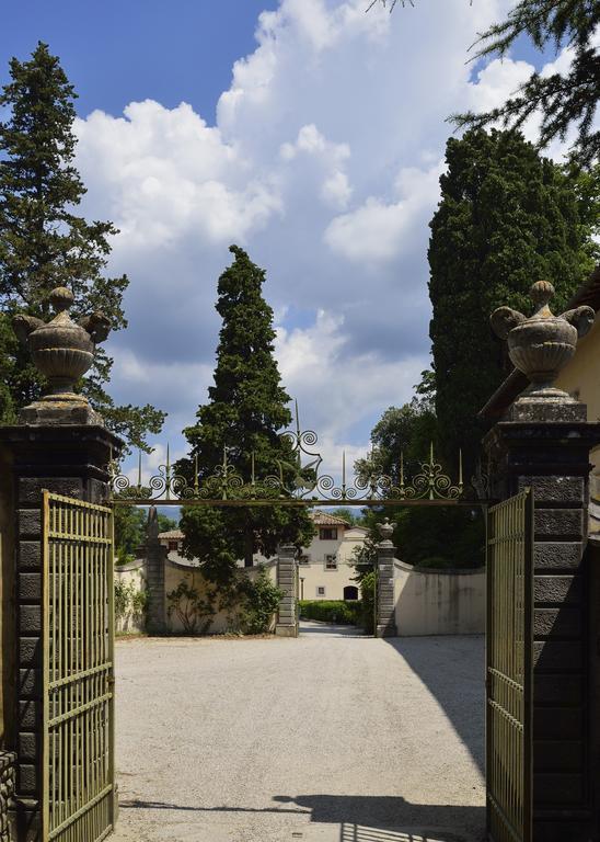 Unahotels Poggio Dei Medici Toscana Scarperia Exterior foto